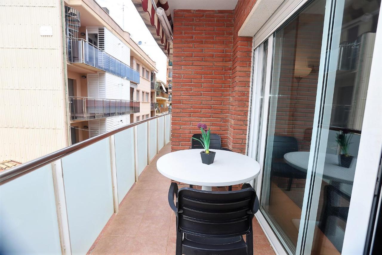 Apartamento Placa Jardi Calafell Bagian luar foto