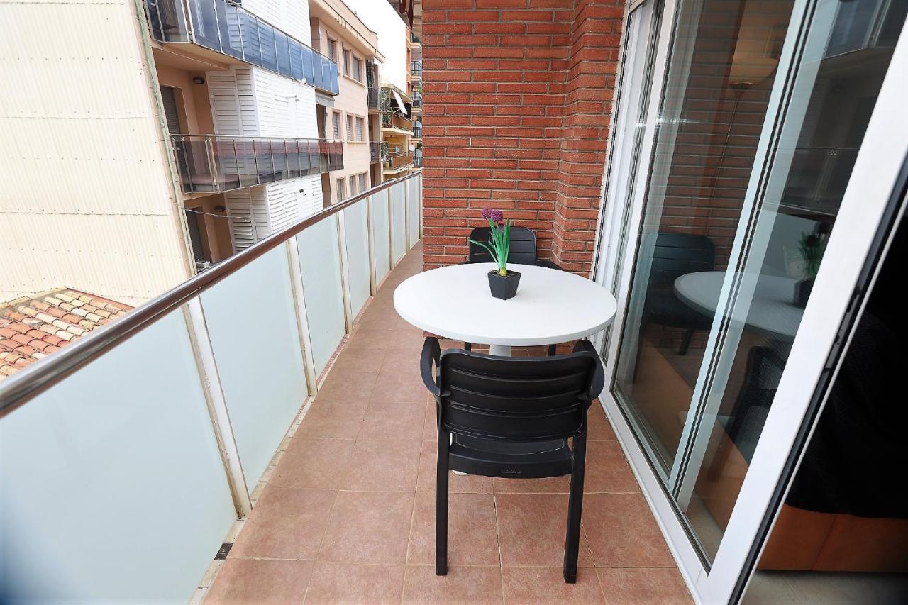 Apartamento Placa Jardi Calafell Bagian luar foto